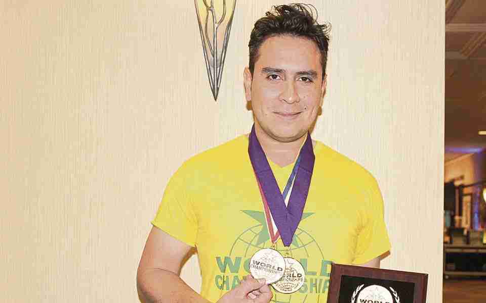 Diego Alejandro le canta al mundo desde Pereira