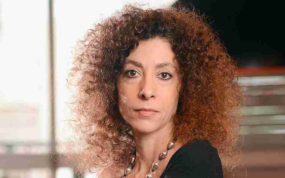 Leila Guerriero cree que por los detalles “entra la vida” al periodismo