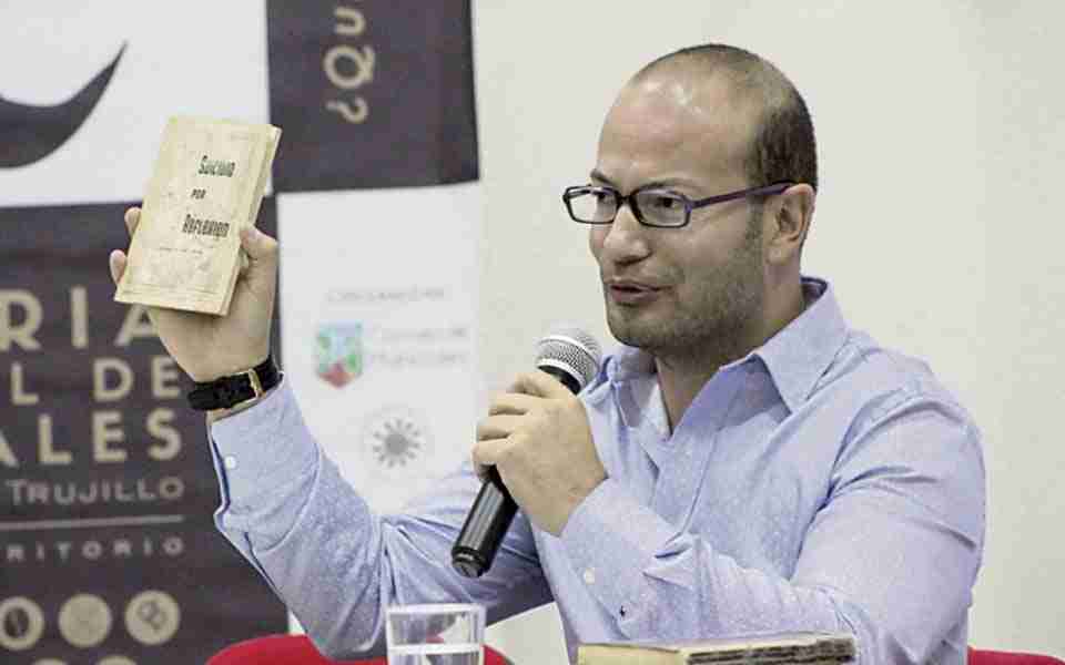 Correo de la Noche, libro de Juan Carlos Acevedo Ramos