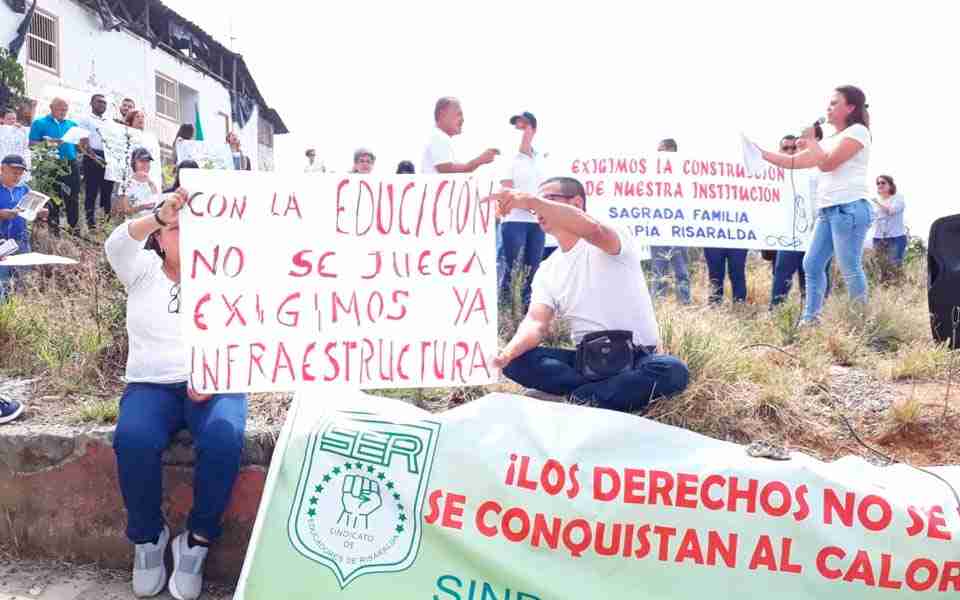 Piden ceder contrato de obras  para infraestructura educativa