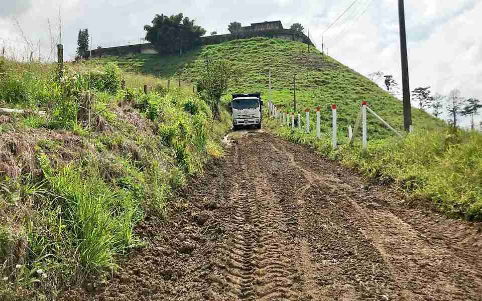 Habitantes de la zona rural de Balboa se benefician con mejoramiento de vías terciarias