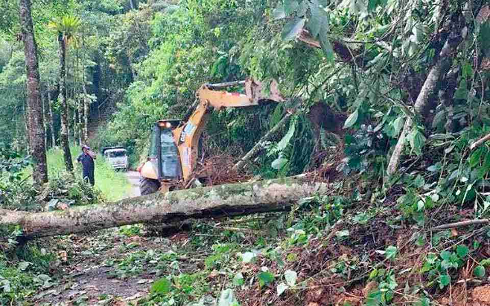 Obras viales y deportivas suspendidas por ola invernal