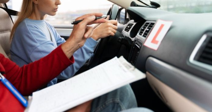 Suspensión preventiva de 23 centros de enseñanza automovilística por irregularidades