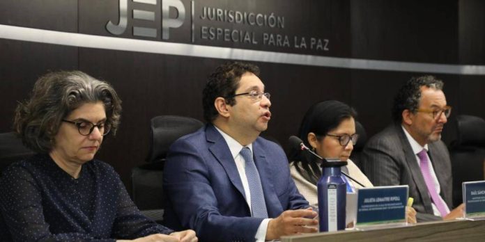 La JEP expulsa a coronel retirado por alianza con el Clan del Golfo