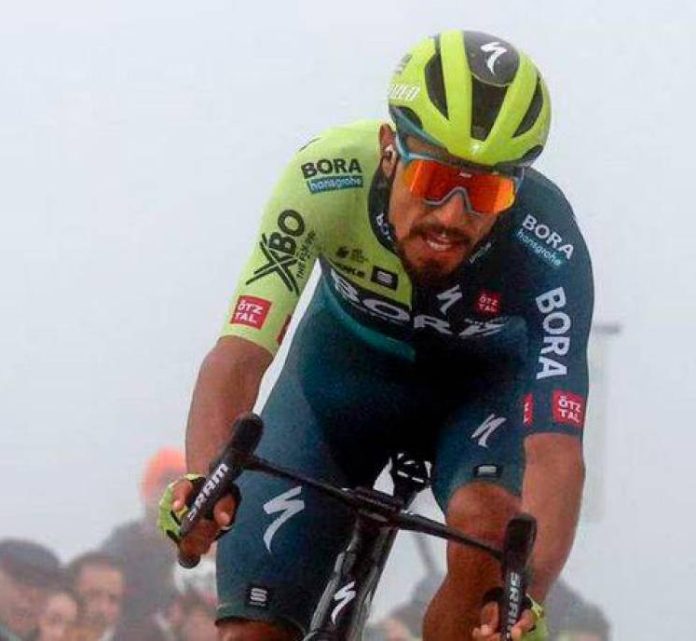 Daniel Felipe Martínez se ilusiona con el podio en el Giro de Italia