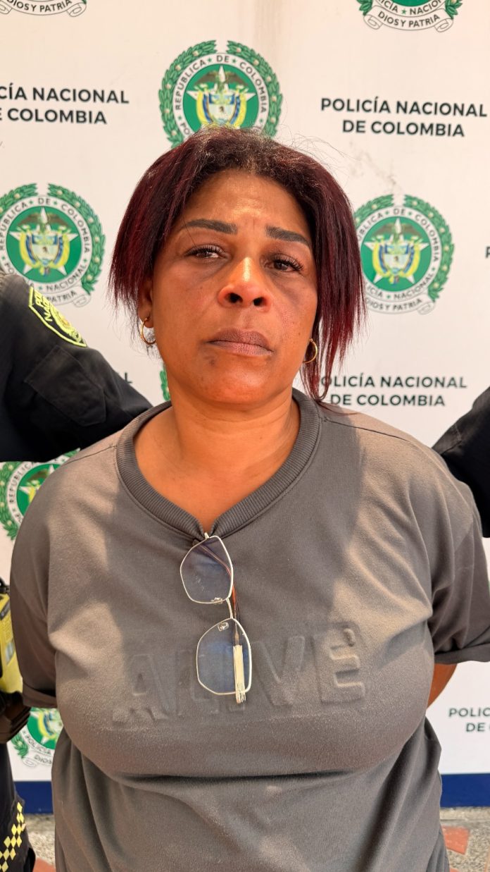 Dormía a sus patrones con escopolamina para robarles